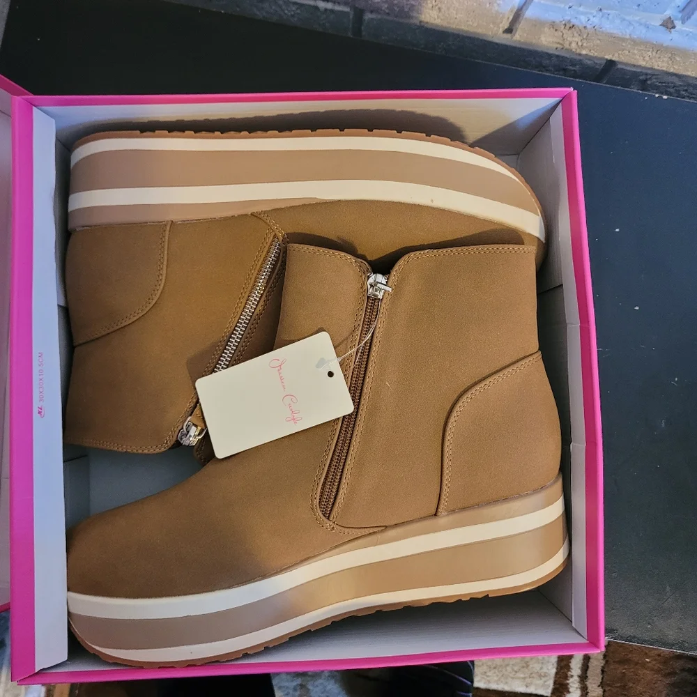 Nwt Jessica Carlyle "Freedom" Platform Wedge Ankle Boots, Size 11 - Picture 8 of 8